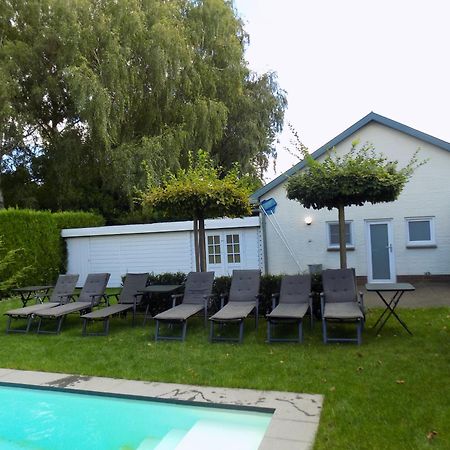 Villa Maas & Kempen Maaseik Extérieur photo