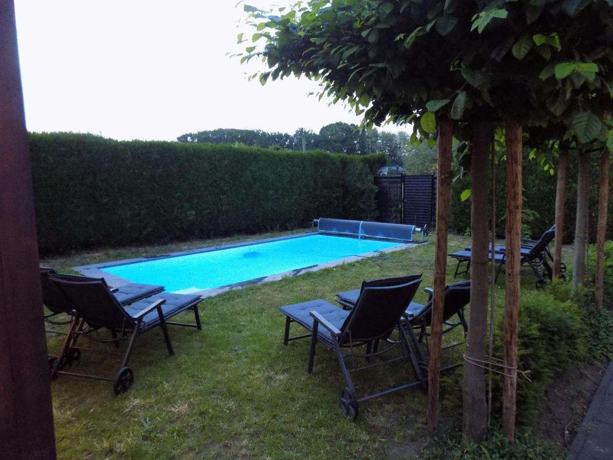 Villa Maas & Kempen Maaseik Extérieur photo
