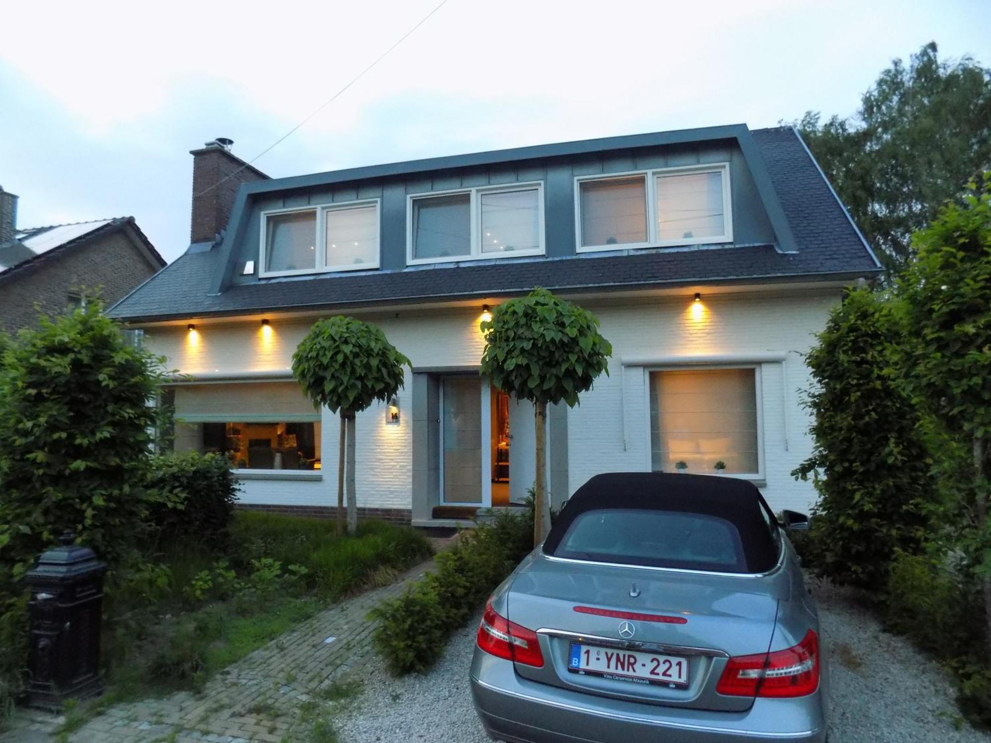 Villa Maas & Kempen Maaseik Extérieur photo